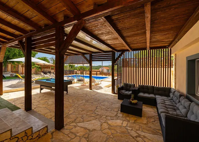 My Dalmatia - Burgija With Private Swimming Pool