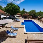 Prázdninový dům My Dalmatia - Burgija With Private Swimming Pool *