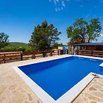 Prázdninový dům My Dalmatia - Burgija With Private Swimming Pool Benkovac