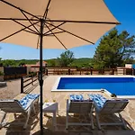 Prázdninový dům My Dalmatia - Burgija With Private Swimming Pool