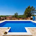 My Dalmatia - Burgija With Private Swimming Pool Prázdninový dům Benkovac