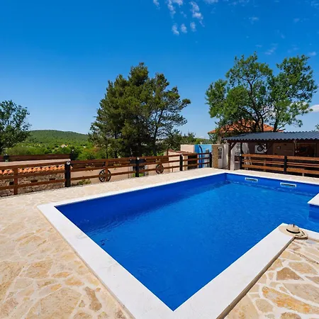 別荘 My Dalmatia - Burgija With Private Swimming Pool ベンコヴァツ