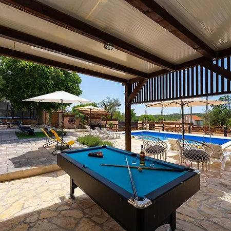 My Dalmatia - Burgija With Private Swimming Pool 別荘