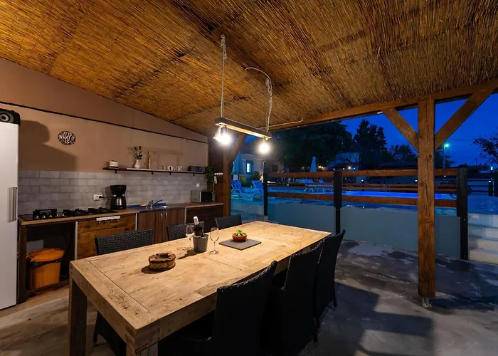 Vikendica My Dalmatia - Burgija With Private Swimming Pool Benkovac