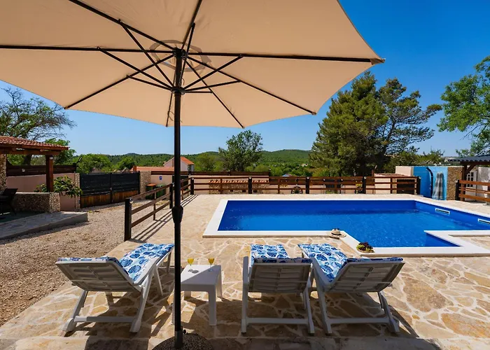 Vikendica My Dalmatia - Burgija With Private Swimming Pool