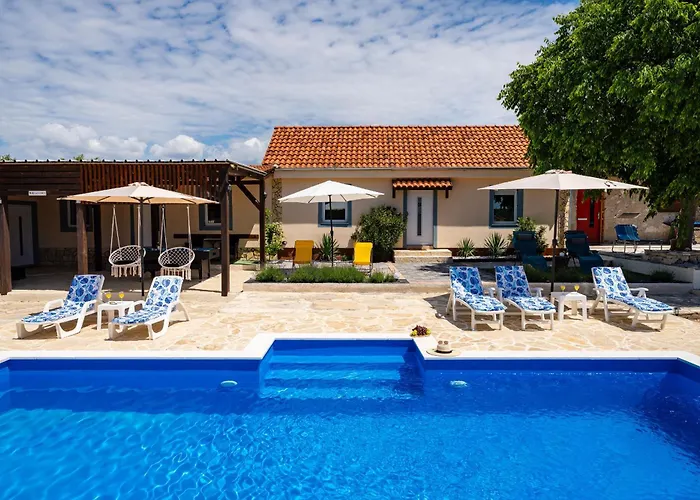 My Dalmatia - Burgija With Private Swimming Pool Vikendica *