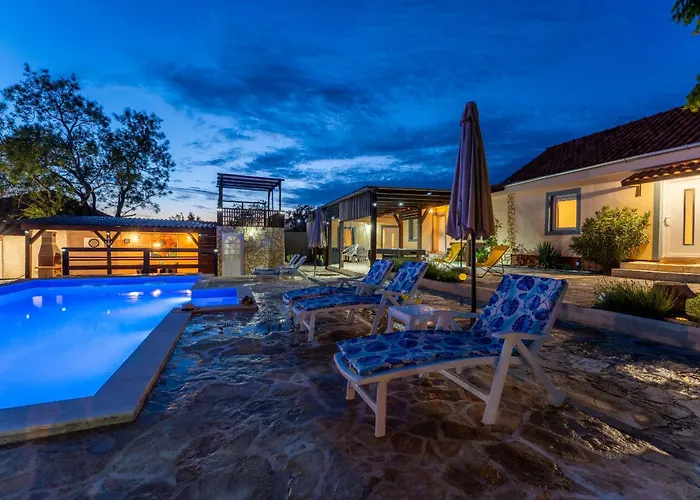 Vikendica My Dalmatia - Burgija With Private Swimming Pool Benkovac