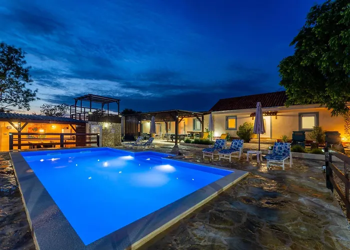 My Dalmatia - Burgija With Private Swimming Pool Benkovac