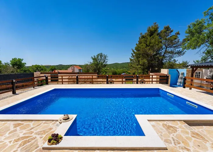 My Dalmatia - Burgija With Private Swimming Pool Vikendica Benkovac